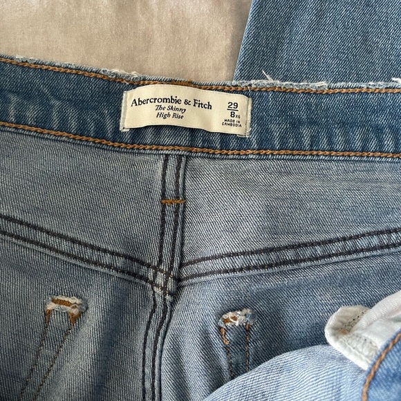 Abercrombie jeans - Picture 4 of 4